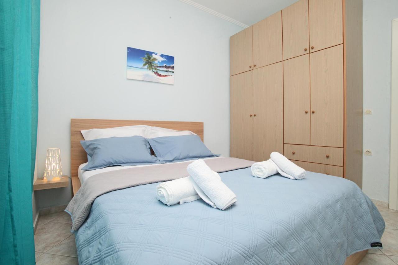 Blue Deluxe Apartment Kallithea  외부 사진